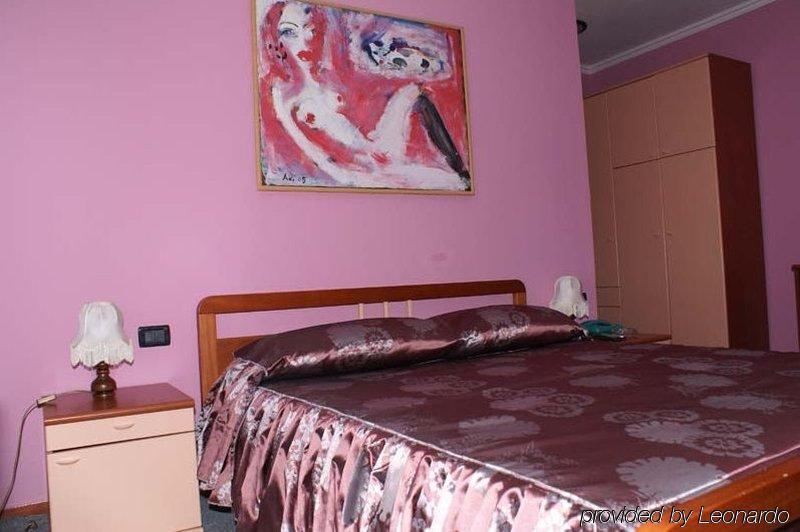 Art Hotel Nirvana Tirana Camera foto