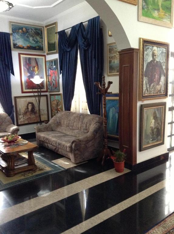 Art Hotel Nirvana Tirana Interno foto