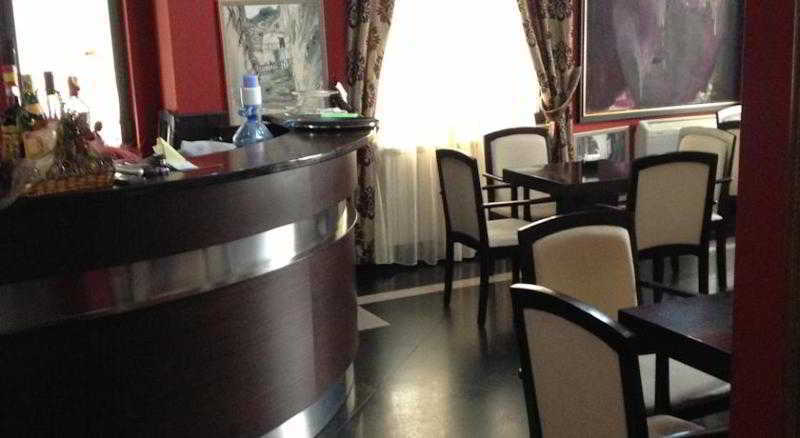 Art Hotel Nirvana Tirana Ristorante foto