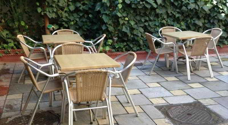 Art Hotel Nirvana Tirana Servizi foto
